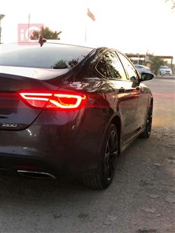 Chrysler 200